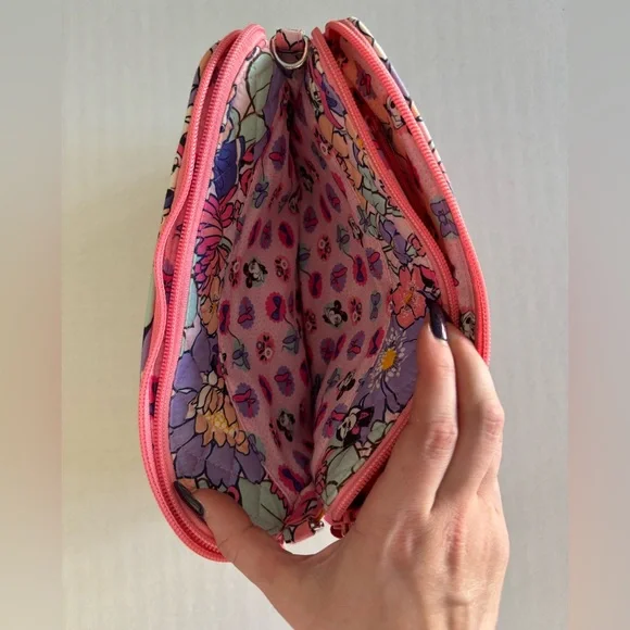 Disney Minnie Mouse Garden Party Triple Compartment Crossbody Bag - Picture 5 of 7